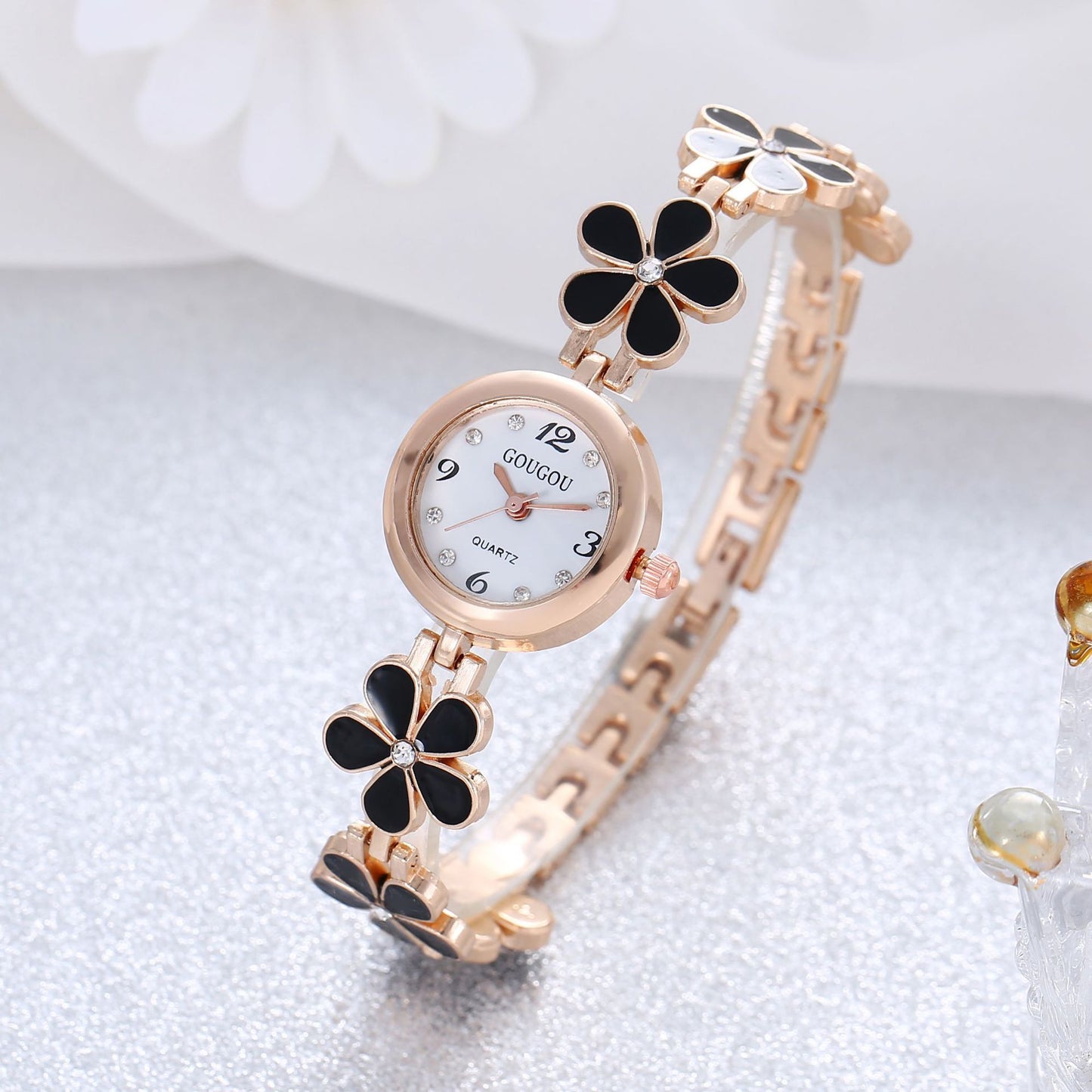 Women's Flower Disk Two-piece Bracelet Watch Set
