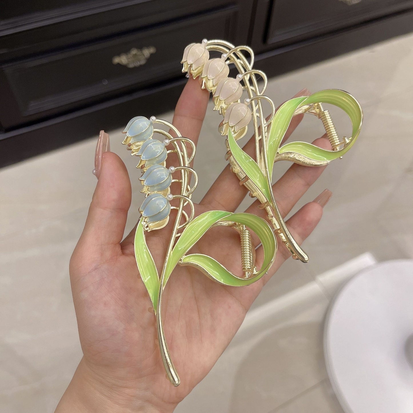 Simple Versatile Women's Zinc Alloy Hair Clip