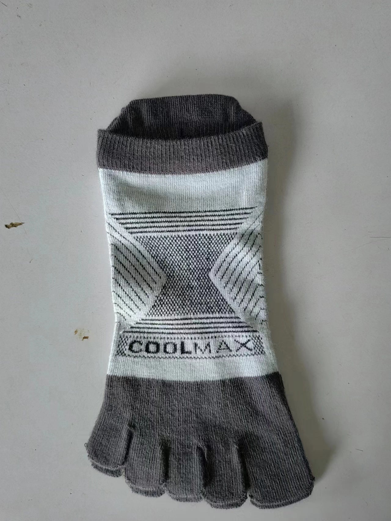 Sports Marathon Toe Socks For Men