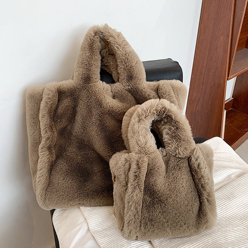 Winter Chain Plush Handbag