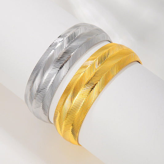 1pcs Vintage Gold-plated Bracelet