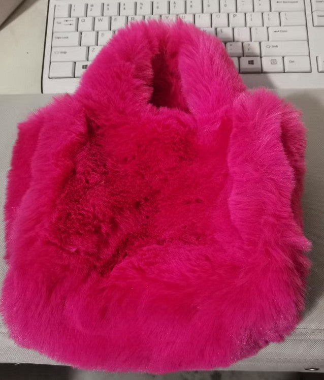 Winter Chain Plush Handbag