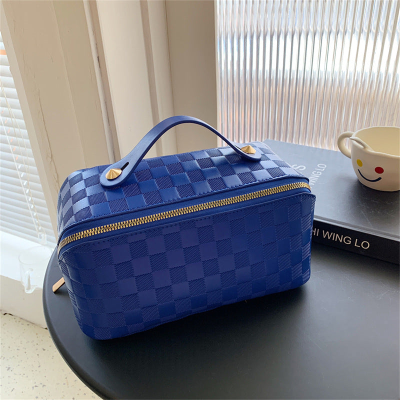 Women's Portable Cosmetic Bag