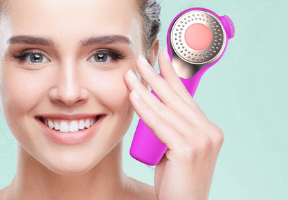 Ultrasonic Electric Waterproof Facial Brush Pore Cleaner