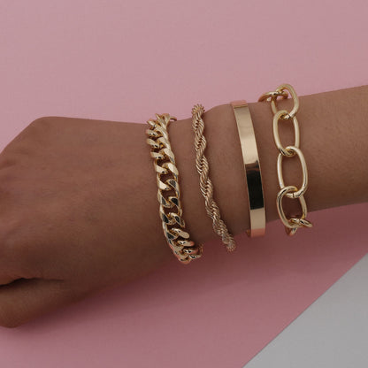 O-shaped Chain Cover Bracelet