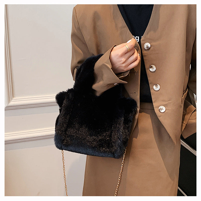 Winter Chain Plush Handbag
