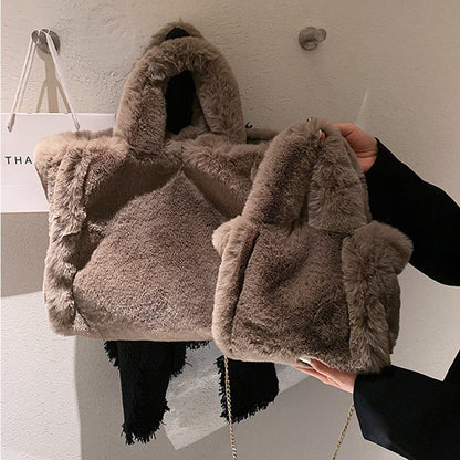 Winter Chain Plush Handbag