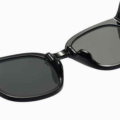 Summer Beach Fashion Sun Protection Folding Sunglasses