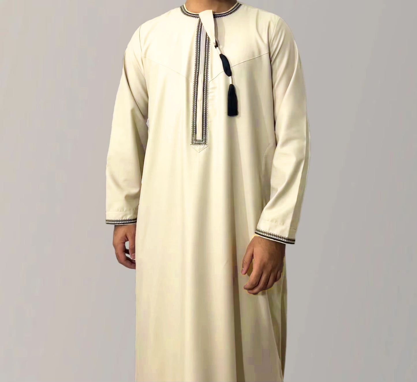 Solid Color Round Neck Embroidered Thick Tassel Oman Gowns For Men